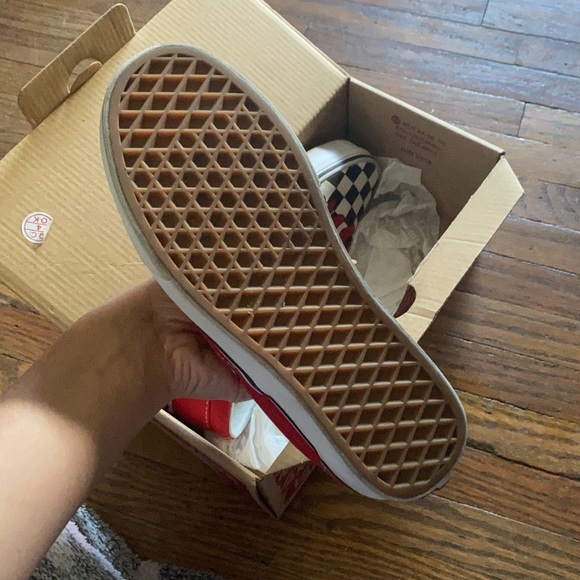 Vans size 5 men 6.5 women slip on red black white - Picture 6 of 7